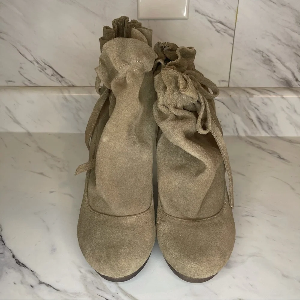 Steve Madden “Matti” Leather Wedge Booties  - Size 8M - Picture 2 of 13